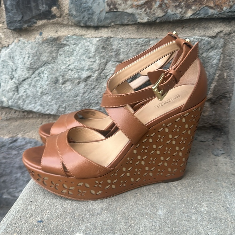 Michael Kors Sienna Cutout Wedge Sandals size 8.5 - Picture 3 of 7